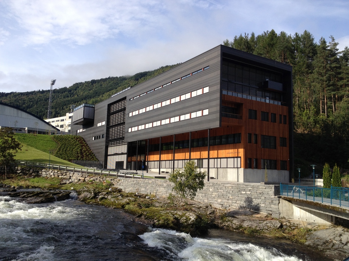 skola-songdal.jpg